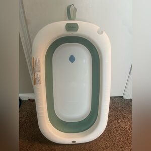 White and Green Baby Bath Tub